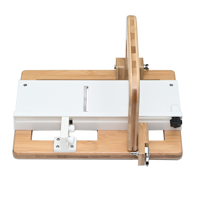 Soap Making Process - All-in-One-Seifenschneidetisch, Handgemachter Seifenschneider und Trimmwerkzeug für