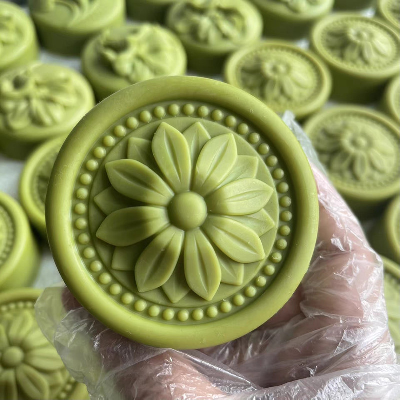 Soap Making Process - Runde klassische Seifenform, DIY handgemachte Blumenseife,