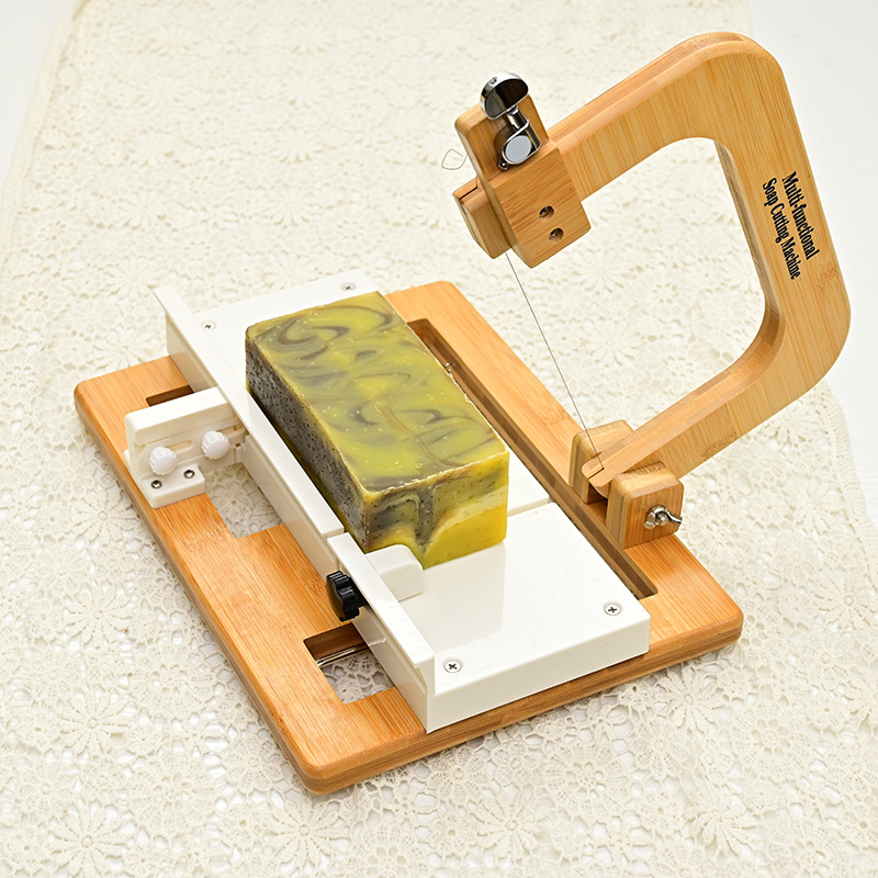 All-in-One-Seifenschneidetisch – Soap Making Process Bewertung und Preis